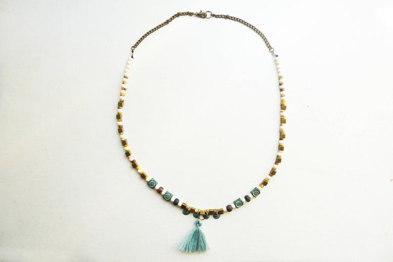 Collier pendentif bohème à pompons ethniques - Femme