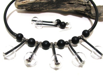 Collier de style contemporain tendance, perles de verre creuses soufflées à la main/collier de bulles de verre tendance/tour de cou bijoux en caoutchouc noir