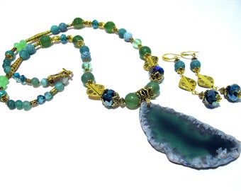 Elegant agate, jade gemstone jewelry set/pendant necklace and earrings set/designer jewelry/ooak luxury jewelry/ mom birthday gift/