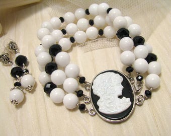 Parure de bijoux en noir et blanc de style vintage/parure de bracelet et de boucles d'oreilles/bijoux/bracelet camée de style victorien, parure de boucles d'oreilles/pierre précieuse en agate