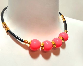 Contemporary jewelry/Modern bright pink rubber necklace/Black pink rubber jewelry/Trending statement big beads necklace/Modern gift for her