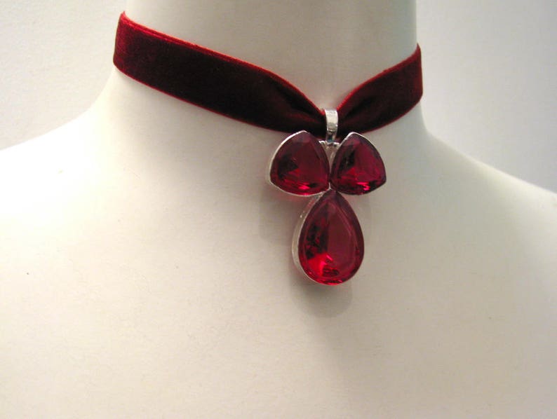 collier ras de cou medieval collier ras de cou medieval