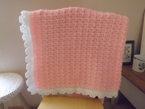 Pdf Crochet Couverture Bebe En Rose Orne D Une Belle Etsy
