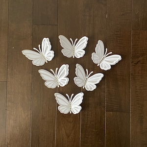 6 Wand Schmetterlinge - weiße Schmetterling Ausschnitte, Papierschmetterlinge, Schmetterling Dekor, Kinderzimmer Wand Dekor, Baby-Dusche-Dekor Geburtstag weiß Dekor