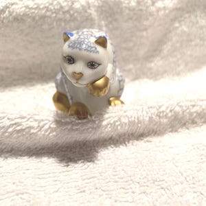 1988 Franklin Mint Curio Cat