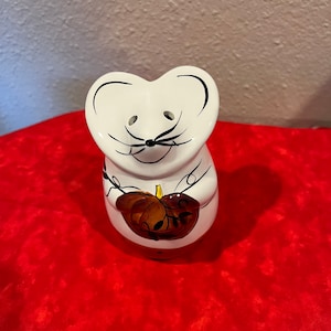 1990&#39;s Gates Ware Mouse Shaker