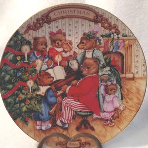 Together For Christmas 1989 Avon Christmas Plate