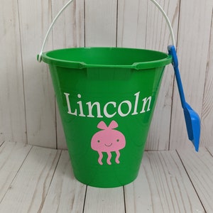 Personalized Beach Bucket Sand Bucket Fun in The Sun Beach Pail Beach bucket w/shovel bucket fun Birthday Bucket Vacation Beach Accessories