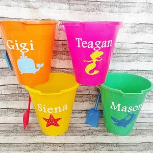 Personalized Beach Bucket Sand Bucket Fun in The Sun Beach Pail Beach bucket w/shovel bucket fun Birthday Bucket Vacation Beach Accessories