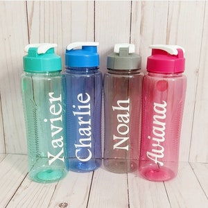 Personalized water bottles, water bottle favor, personalized favors, birthday favors, personalized tumbler, water bottle for kids