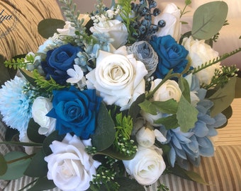 Bouquet di fiori da sposa blu, bouquet di fiori artificiali personalizzato, bouquet da sposa verde, bouquet da damigella d'onore, composizione di bouquet da ragazza di fiori
