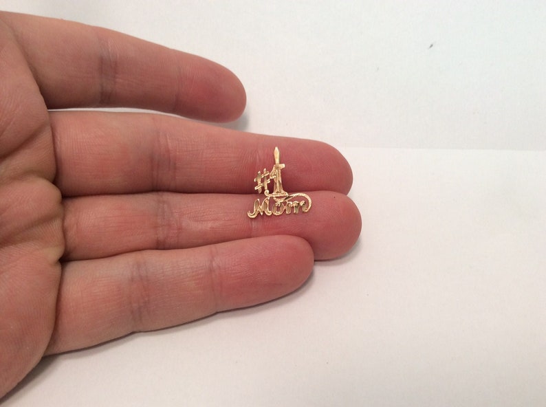 14k Yellow Real gold solid #1 Mom mother Pendant Charm .60 grams