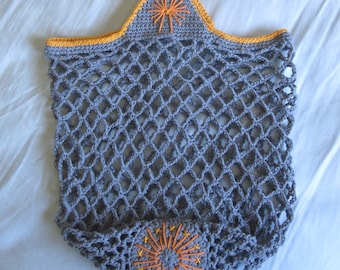 Gray crochet market/beach/shopping mesh bag with orange decorations