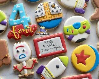 2 dozen Story birthday sugar cookies