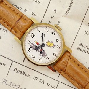 VTG Neue alte Lagerware, lustige Kinderuhr Luch 1801.1.K1, süßer Hase und Küken, schöne Uhr mit Papieren, sowjetische mechanische Armbanduhr