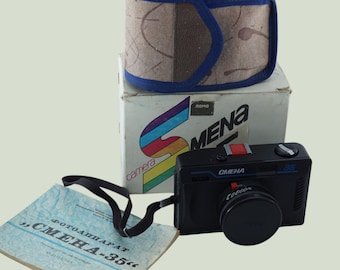 Vintage 35mm compact film camera LOMO Smena 35 lens Triplet T-43 4/40, Mint condition, boxed