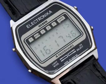 OLD vintage quartz LCD export watch Electronica Digital Wristwatch