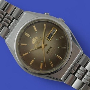 Vintage automatic Japan watch ORIENT 3 star 21 jewels mechanical wristwatch, stainless steel case, gray dial