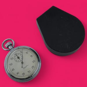 Zabytkowy radziecki mechaniczny stoper AGAT 15 kamieni, 50 mm, jeden przycisk, zegarek ZSRR, chronograf, kal. 4282