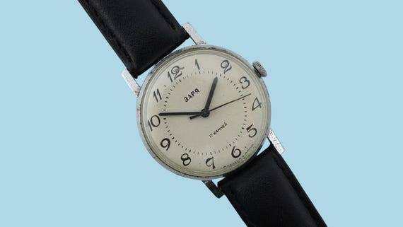 Vintage Zaria cal.1601 Soviet mechanical wristwatch, unisex watch, white dial, Zarya