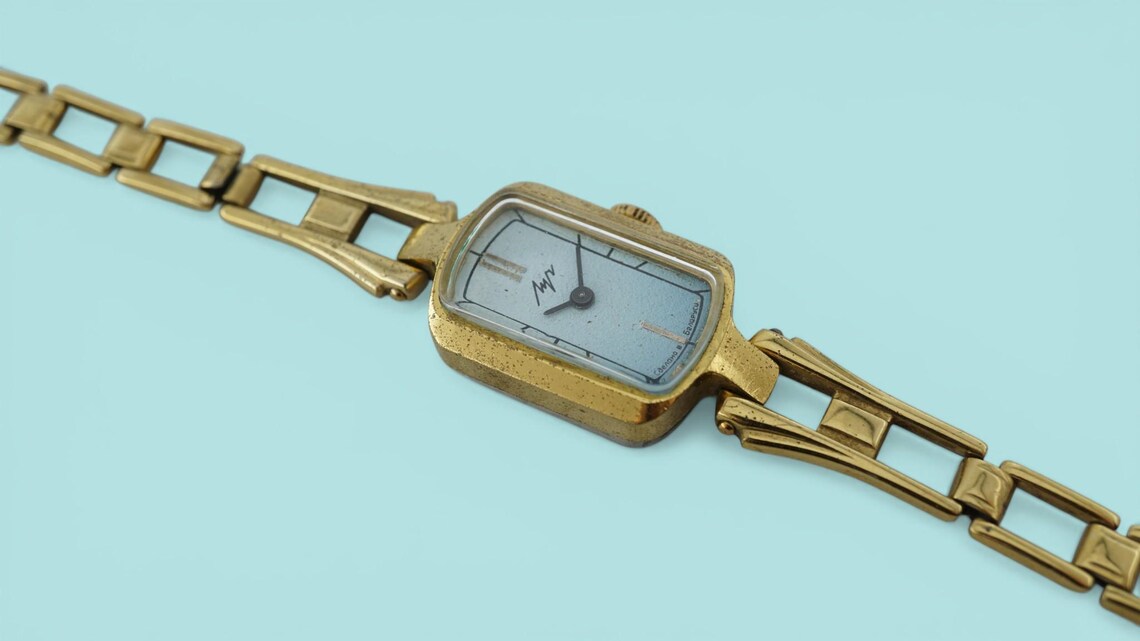 Vintage ladies watch Luch cal.1801.1.K1 17 jewels, soviet mechanical women's wristwatch bracelet USSR, unique gift, foto 4 di 5