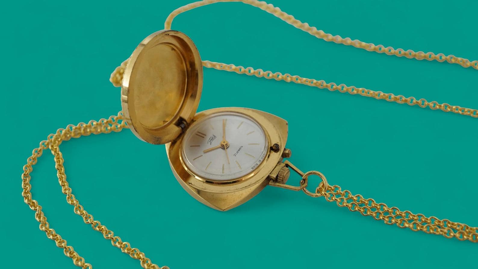 時計 ZARIA Pendant Watch --Vintage Mechanical ZARIA Zarja USSR Women's Mechanical Necklace Pendant Watch