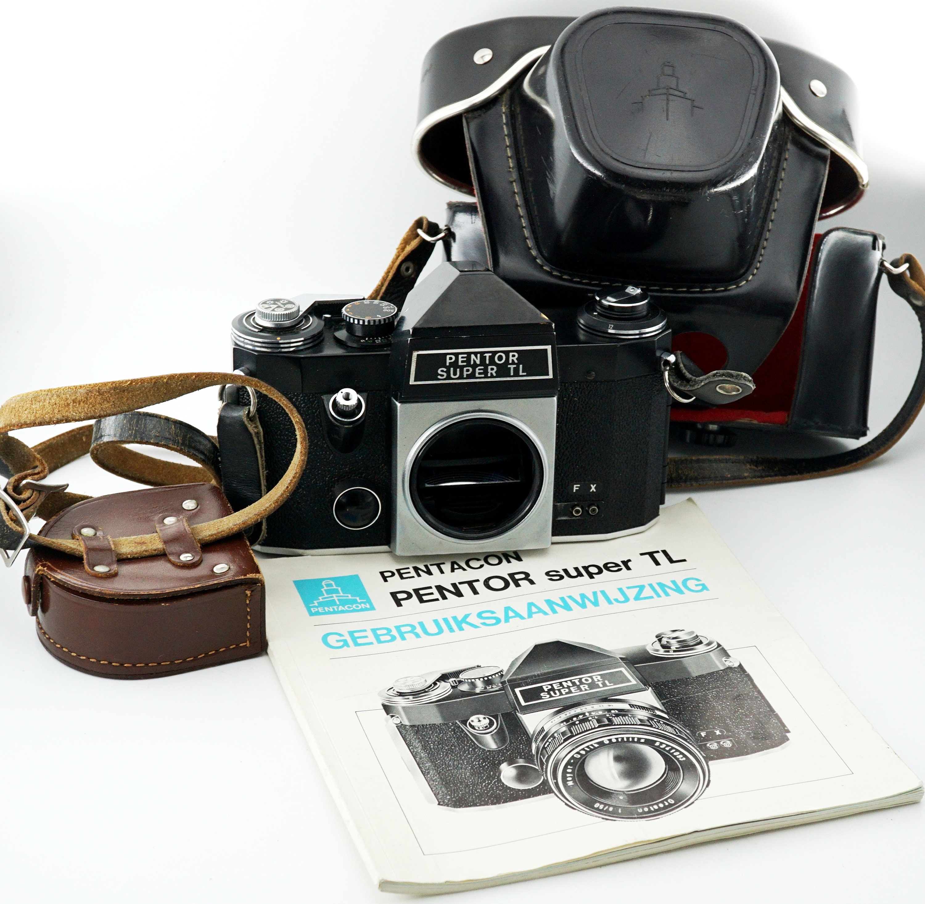 Pentor Super TL (Praktica) ボディのみ 一眼レフ 35mm フィルムカメラ