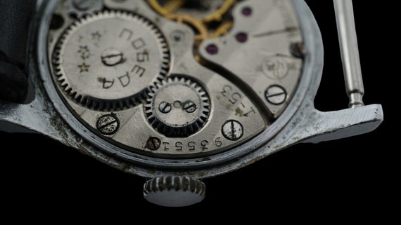 Vintage early 1Q1953 Pobeda dress watch 15 jewels… - image 5