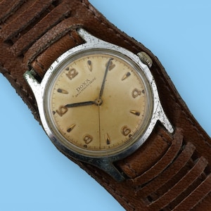 Vintage 1950s swiss men's watch DOXA S.A. 1147 Antimagnetic wrist watch