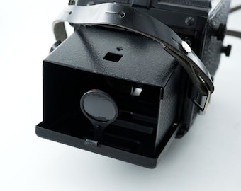 ルビテル166Bソビエト製中判二眼レフカメラ（ロモ）。ロモグラフィー