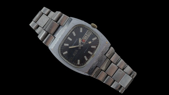 Vintage USSR Soviet Watch SLAVA TANK 2427 Automatic Date day Indicator 27 Jewels Etsy UK