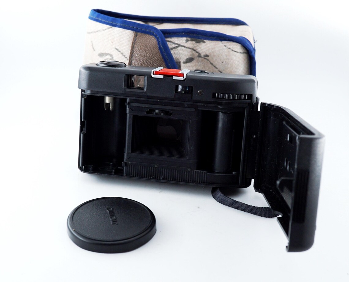 Vintage 35mm compact film camera LOMO Smena 35 lens Triplet T-43 4/40, foto 3 di 5