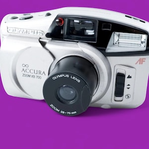 Retro Olympus Accura Zoom XB 700 - compact 35mm Film Camera, 38-70mm zoom lens, Battery included