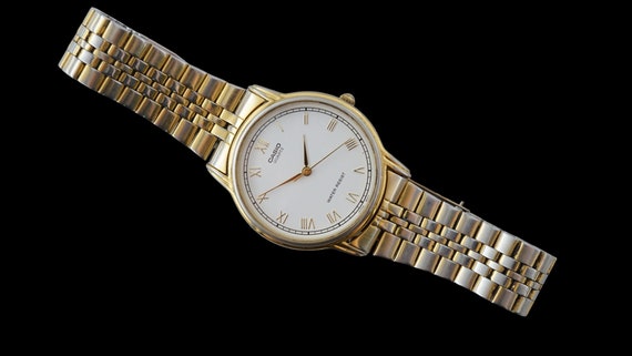 Vintage Quartz Japan CASIO Unisex Watch MTP 1084 Just Classic Roman Numerals Etsy