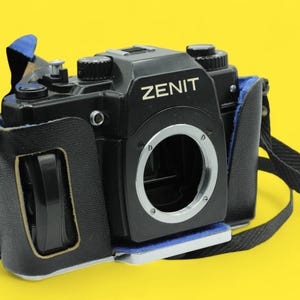 ZENIT-122 35-mm-Film-Spiegelreflexkameragehäuse mit Pentax M42-Objektivanschluss KMZ