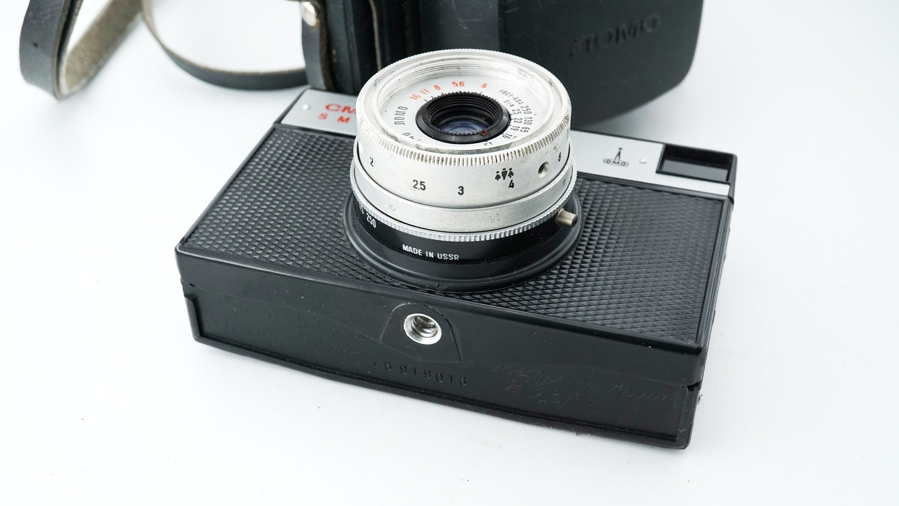 SMENA-8M LOMO 35mm Film Camera 40mm F4 T-43 Lens Soviet Kodak