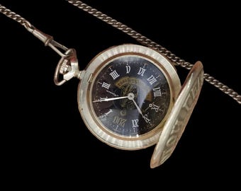 ビンテージ ソビエト連邦製 機械式懐中時計 カペルカイユ モルニヤ cal
