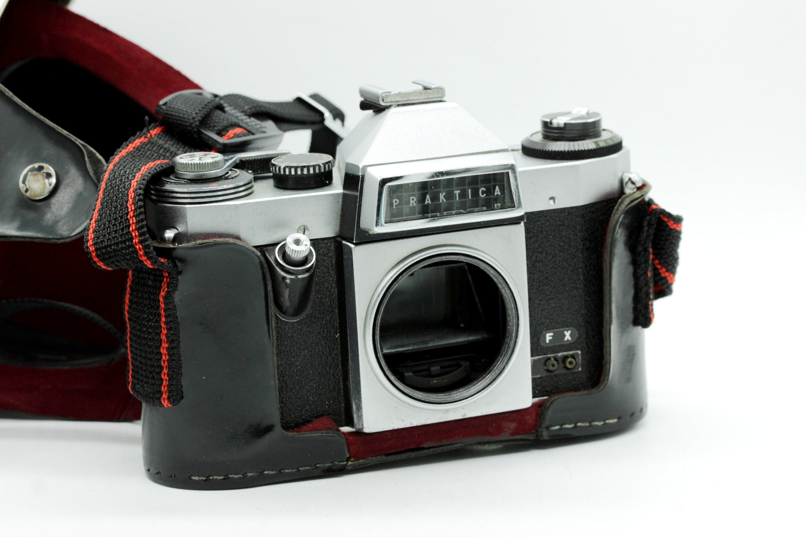 Vintage Body Only Praktica Nova B SLR 35mm Film Camera GDR