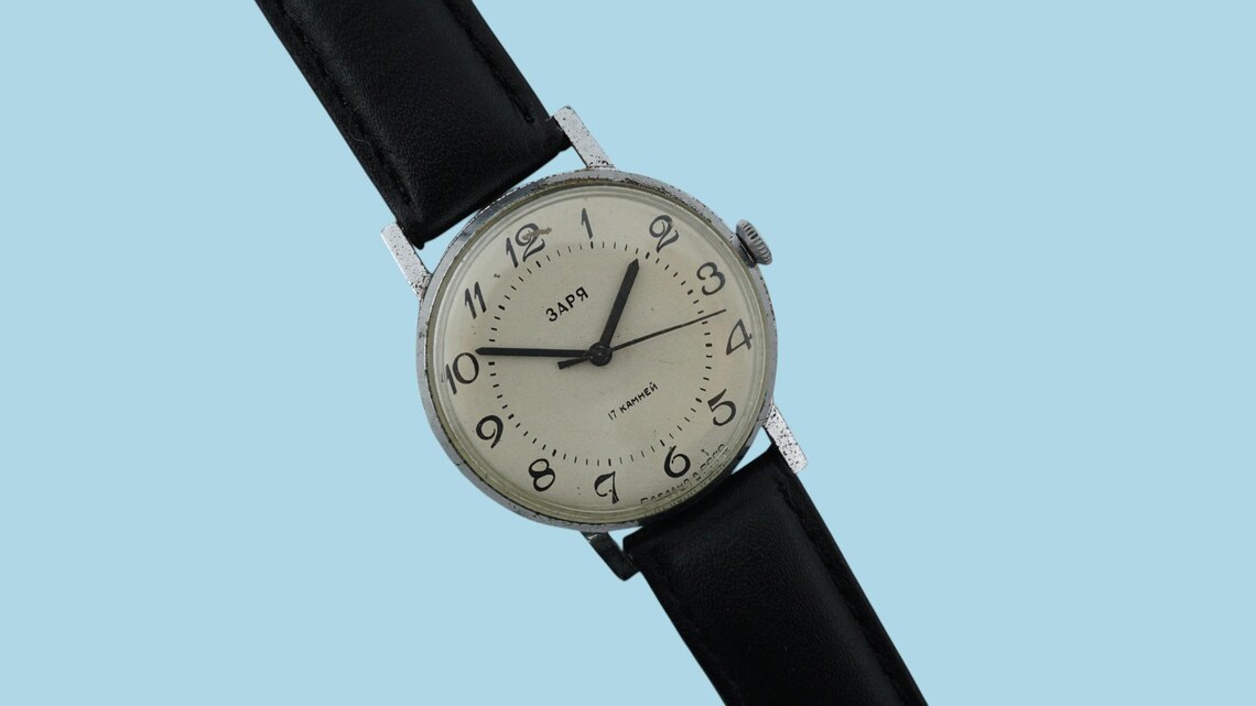 Vintage Zaria cal.1601 Soviet mechanical wristwatch, unisex watch, white dial, Zarya, foto 3 di 5