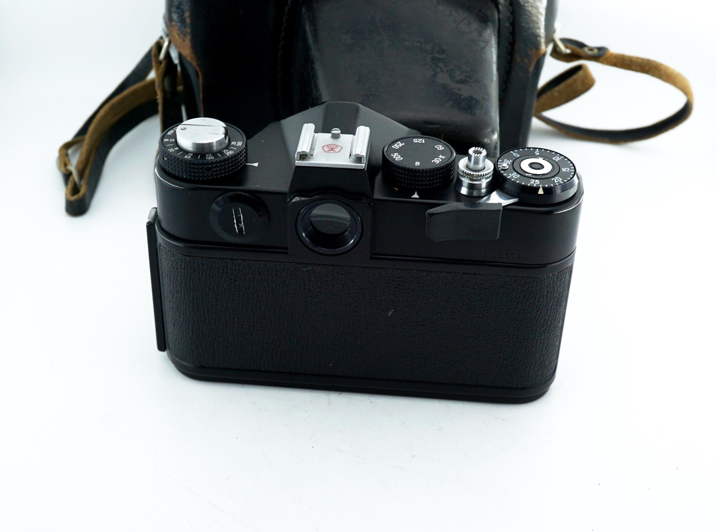 ヴィンテージ ブラック ZENIT TTL カメラ本体のみソビエト一眼レフ