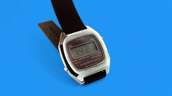 初期のヴィンテージLCDウォッチElektronika 5クォーツレトロデジタル