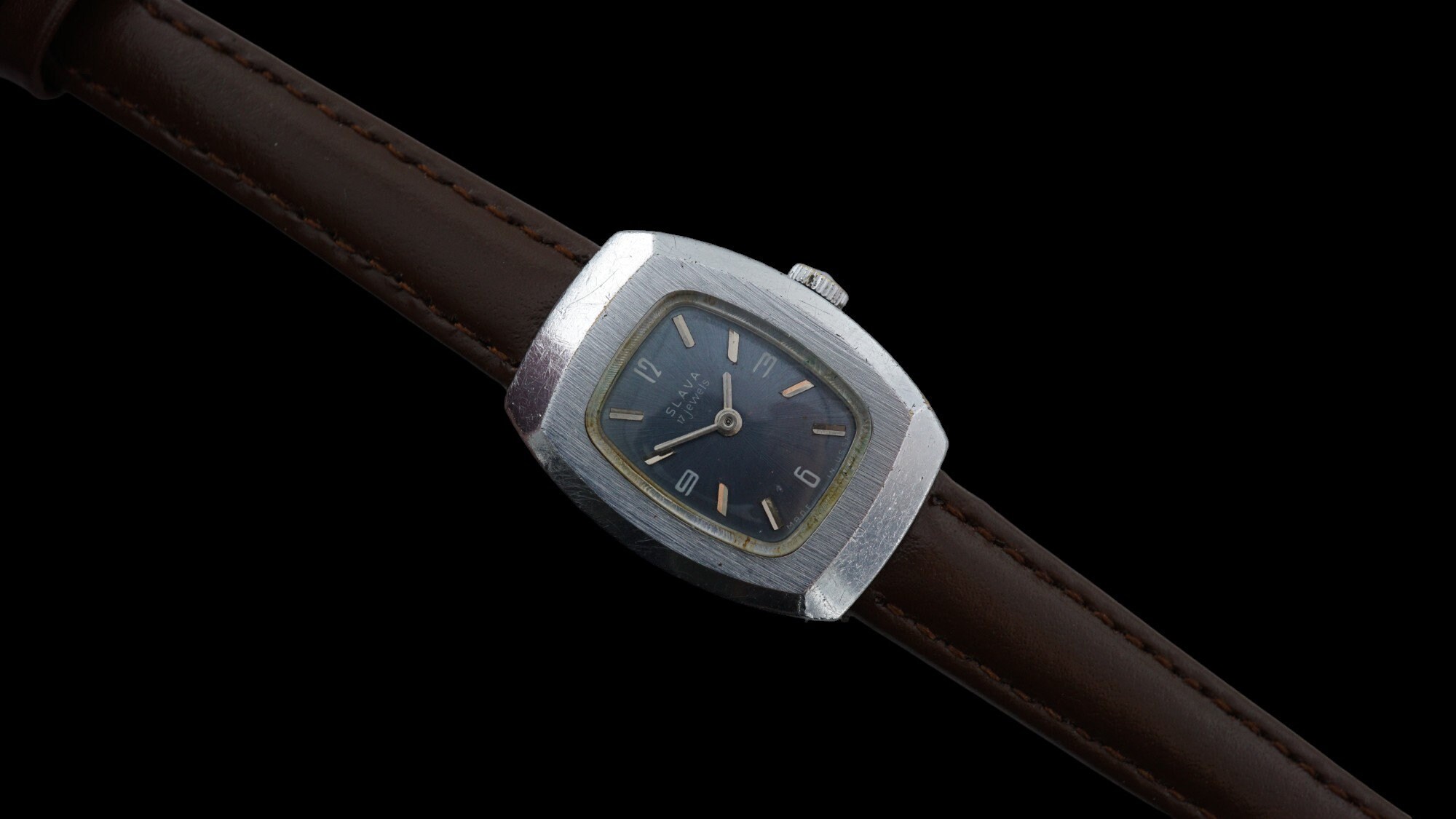 Slava watch 17 jewels hotsell