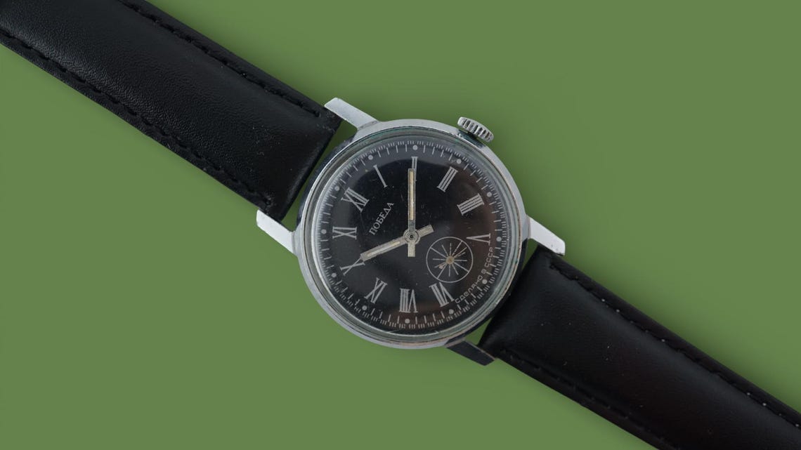Vintage watch Pobeda cal.2602 dress watch ZIM 15 jewels soviet mechanical men's wristwatch, black dial, foto 1 di 5