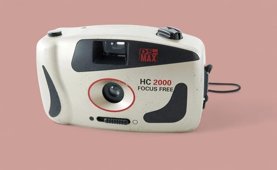 HC 2000 focus free 35mm manual compact camera, Battery include