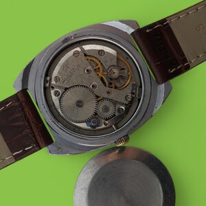 Vintage men's watch Raketa TV cal.2628 USSR 19 jewels mechanical soviet wristwatch image 7