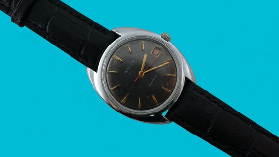Vintage soviet watch Vostok 18j cal.2214 USSR men's Wostok mechanical wristwatch