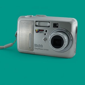 Kodak EASYSHARE CX7530 5.0MP Digital Camera, Battery included