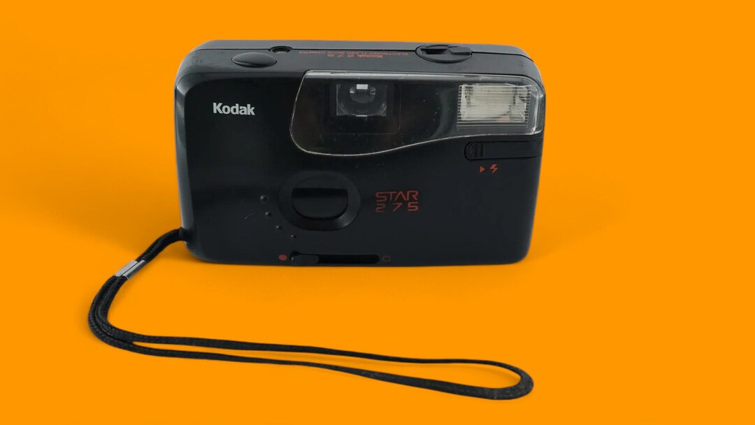 Kodak Star 275 Vintage Compact Camera for 35 Film (24x36mm), Battery ...