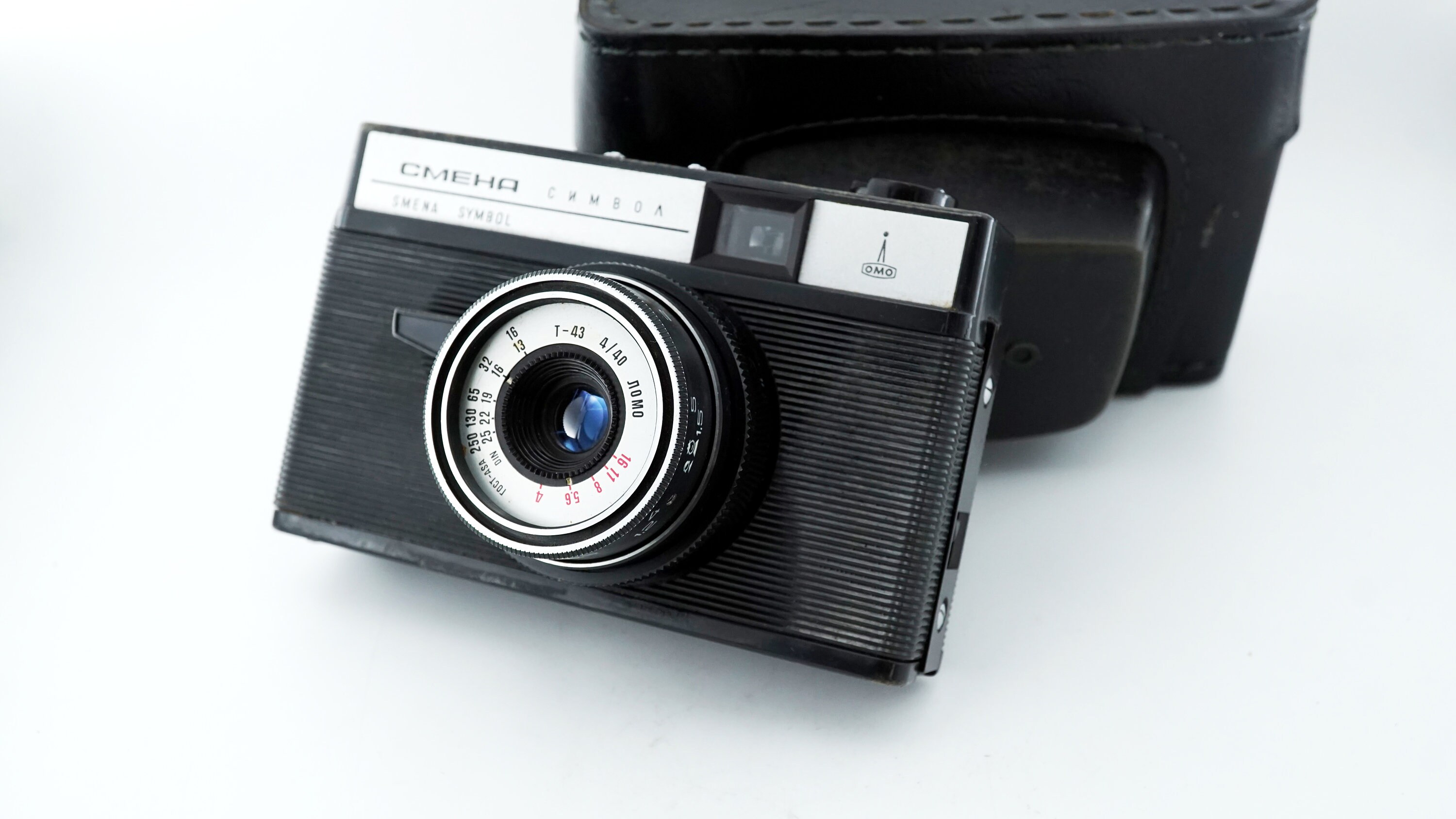 Soviet LOMO SMENA Symbol 35mm film camera T-43 4/40 lens