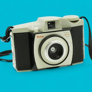 Kodak Brownie 44A Vintage Bakelite Film Camera W/ Dakon Lens LOMOGRAPHY